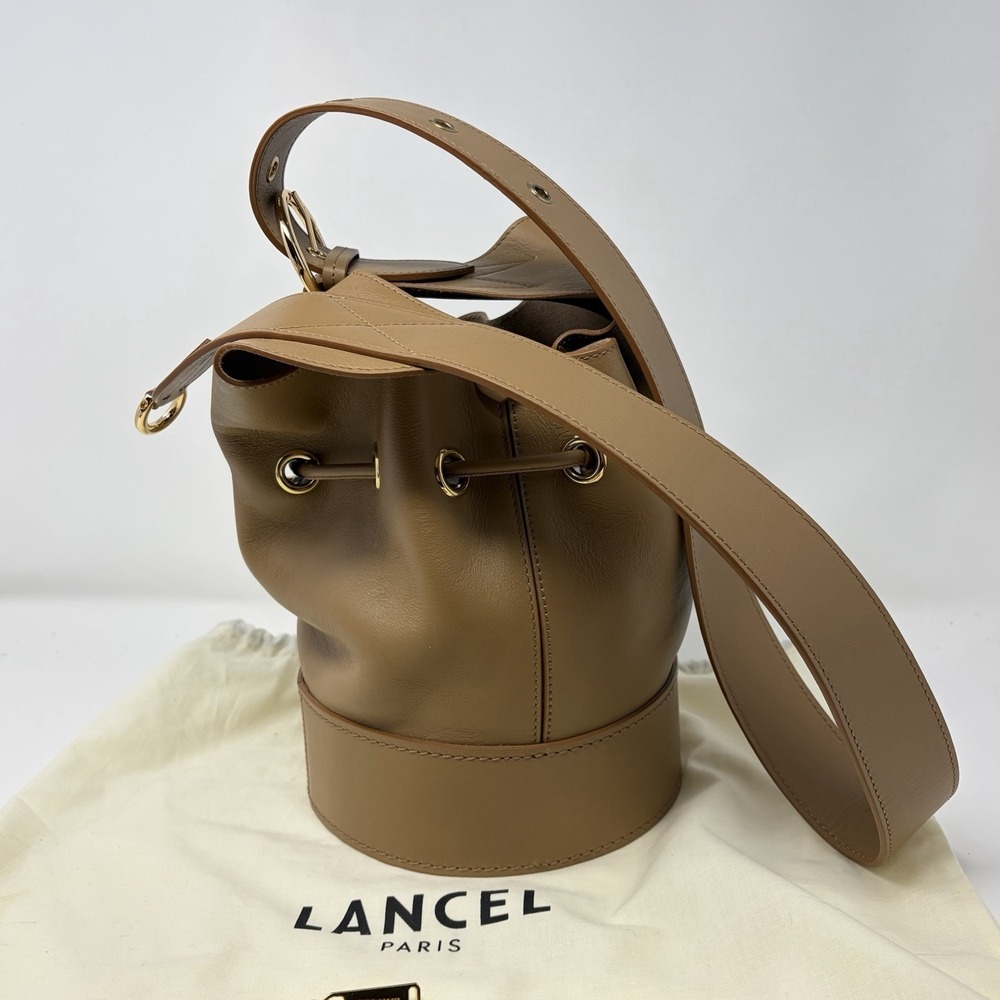 Lancel Cheri Bucket Bag Camel Leather Drawstring‎ Shoulder Bag Italy NWOT Pouch - Picture 6 of 13